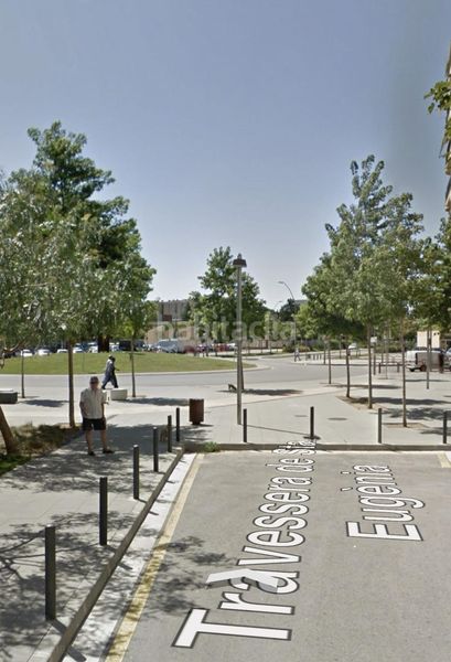 Foto bd684a87-6eaf-48c8-8fe4-d1e5e12ab81d. Local comercial  en una ubicación entre salt y en Girona