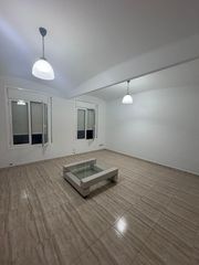 Flat in Sant Narcis. Pis de 98m2 a 5 minuts de lestació de tren de girona.
