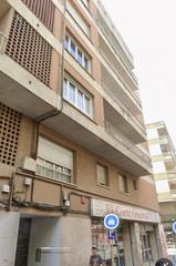 Àtic a Centre. Atic de 100m2 al costat de lajuntament de salt