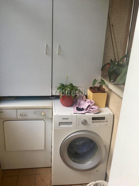 Foto 0699f5e7-c706-4210-9afe-d2cb568f12fd. Casa bifamiliare con riscaldamento parcheggio in Palau Girona