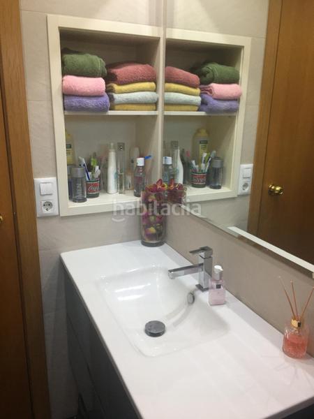 Foto ce92c7e9-01d0-48be-a49a-9c02cca0f9c7. Casa bifamiliare con riscaldamento parcheggio in Palau Girona