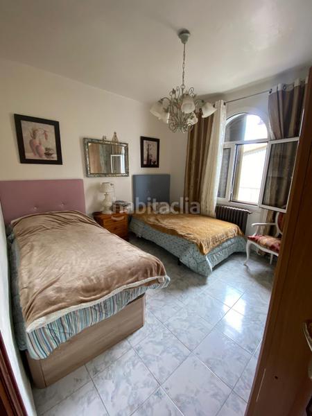 Foto 0dd02ef8-2718-4222-9dd4-36bb5b8a4c9a. Pis amb calefacció a Eixample Nord Girona