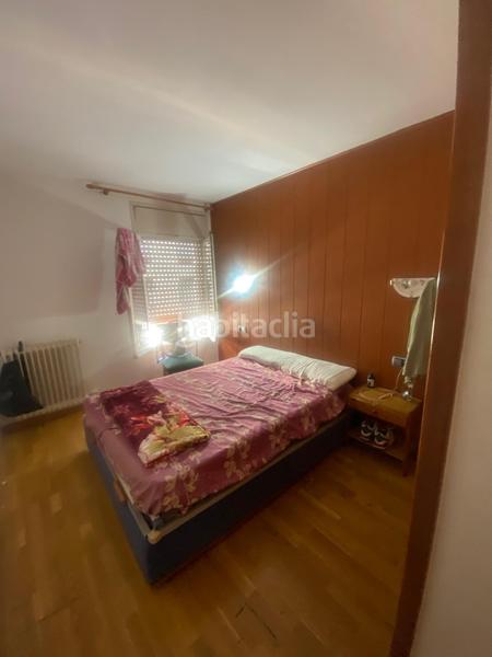 Foto 1e6a1516-6bc5-4ca4-ab63-f4c76c44fe17. Pis amb calefacció aparcament a Eixample Sud-Migdia Girona