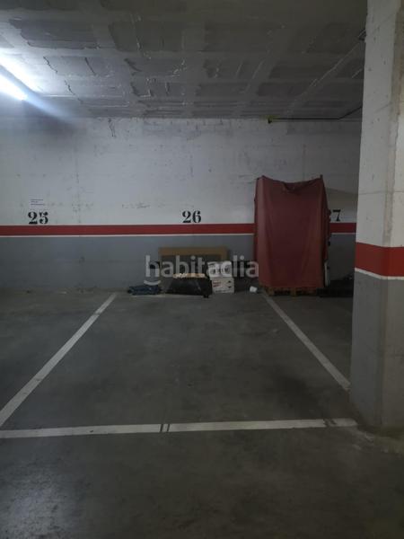 Foto d7d4c6dd-6b5a-406c-bfc9-8640fba0968c. Alquiler parking coche parking en lloguer a pont major en Girona