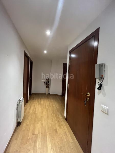 Foto 0d2176d0-a9e1-4788-88e6-3fbdb0065d83. Pis amb calefacció aparcament a Eixample Sud-Migdia Girona