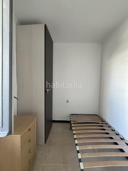 Foto c56f5e9b-ff3c-4d3d-8b76-63405c2e9ffc. Lloguer pis amb calefacció a Eixample Sud-Migdia Girona