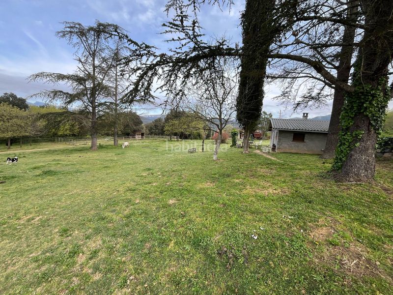 Foto 4ca8651e-a86b-4297-a05f-861b1342e08a. Masia a Bescanó