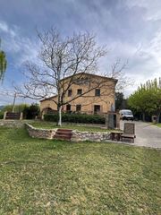 Masia a Bescanó. Masia restaurada de 201m2 a vilanna girona