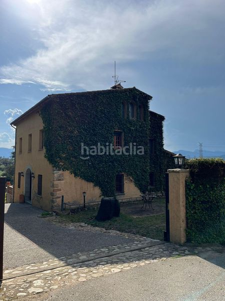 Foto 6f865d9b-b0dd-4d71-acc0-7267dc3a3196. Masia a Bescanó