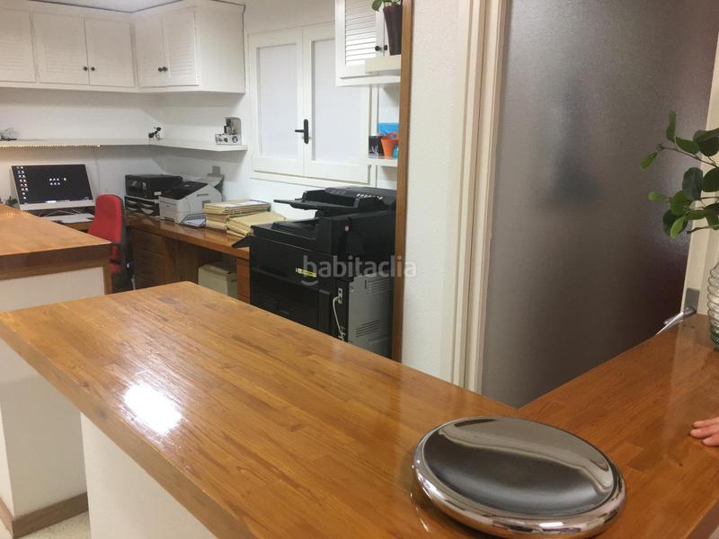 Foto bc5db6dc-2059-4e1c-ac61-25ac531d3a58. Location bureau dans Eixample Nord Girona