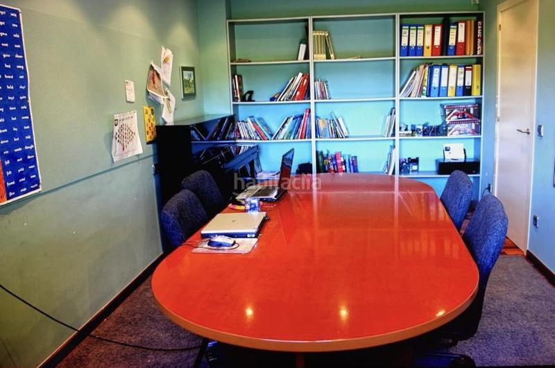 Foto 4986b259-fdd0-4aa8-8294-2b28c0bd5575. Chalet casa dalt standing de 450m2 en terreny 40.000m2 en Bescanó