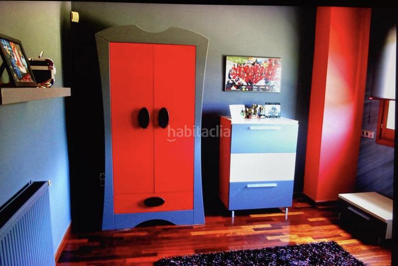 Foto a382f2a7-8651-4eb3-b65c-0ac2f9a03245. Chalet casa dalt standing de 450m2 en terreny 40.000m2 en Bescanó