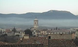 Maison jumelée à Amer. Cases adossades de 214m2 a amer girona