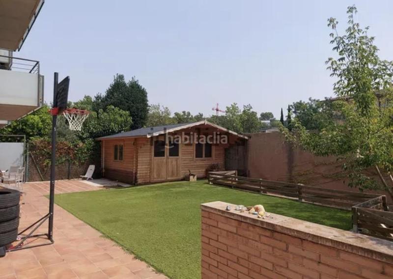 Foto 9066db06-137d-47a0-b8be-280444028340. Planta baja planta baixa amb jardí privat i garatge a Montilivi. en Girona