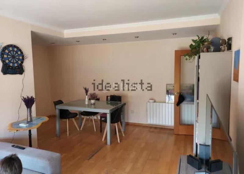 Foto a651f2b8-90e9-480e-8f51-c584372e0257. Planta baja planta baixa amb jardí privat i garatge a Montilivi. en Girona