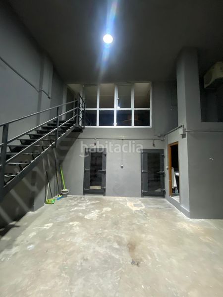 Foto 840e2717-5e6f-4332-a0c8-b18e3bb7c8cf. Local comercial a Eixample Sud-Migdia Girona