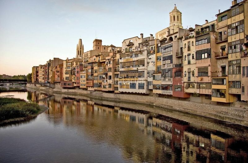 Foto 01e1730a-d27c-41c9-be83-78e9ae056965. Àtic a Sant Narcis Girona