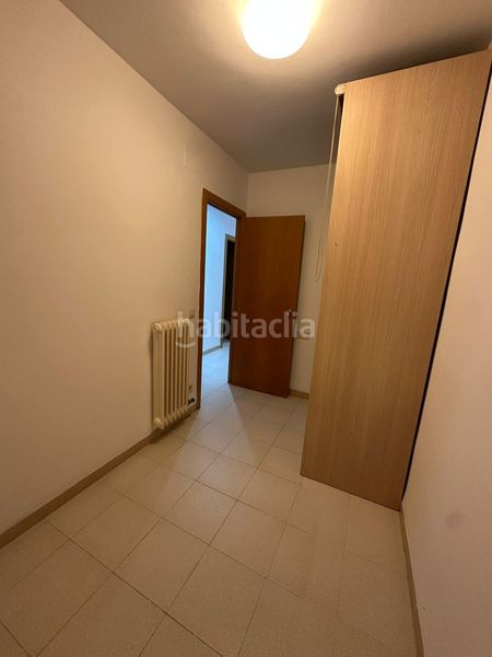 Foto bfaf4e2a-37c2-4dcf-a7bf-e4c5beb9f03f. Lloguer pis amb calefacció a Eixample Nord Girona