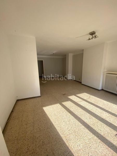 Foto 0aa02edc-041f-42f2-8288-495cce1f02eb. Àtic amb calefacció a Eixample Nord Girona