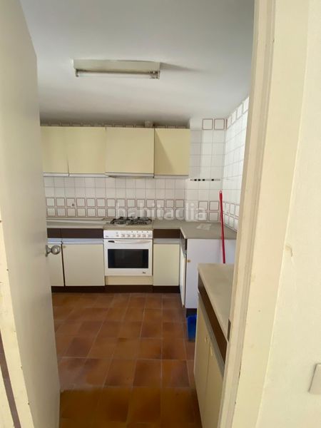 Foto 1ee91bde-0de3-4dce-b822-38c2b7a04bbb. Àtic amb calefacció a Eixample Nord Girona