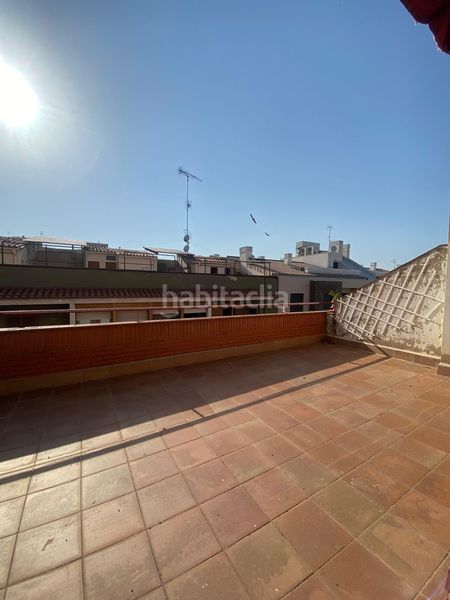 Foto 51be84f0-0eaf-403d-9d58-1e12af85832a. Àtic amb calefacció a Eixample Nord Girona