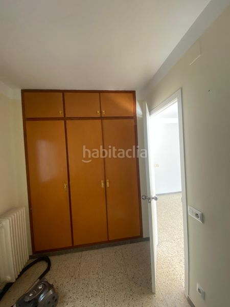 Foto 768c1205-f432-4583-ae55-f0fdf912e323. Àtic amb calefacció a Eixample Nord Girona