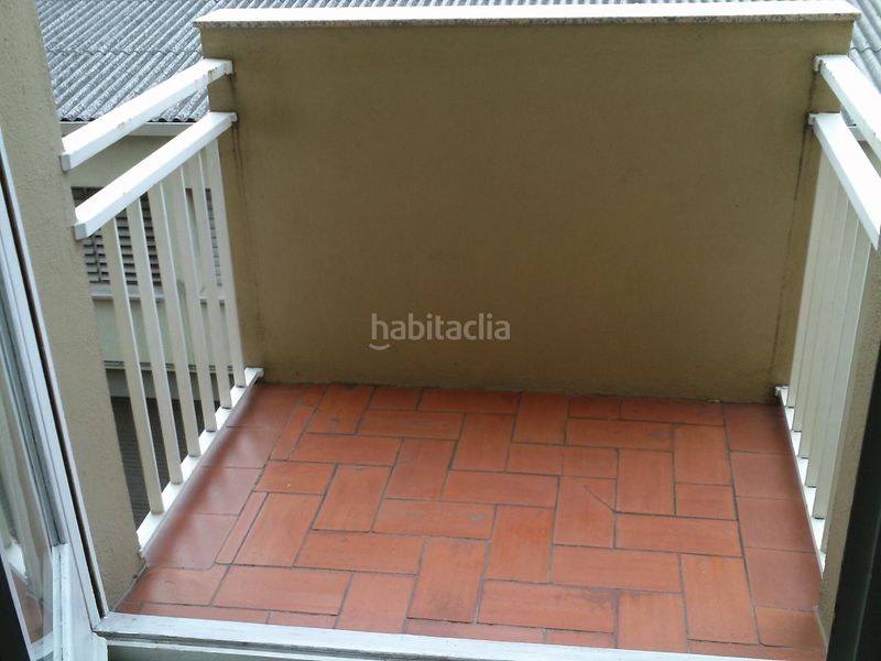 Foto 0ecbbf99-462c-4348-afa9-75b118eb29a0. Pis amb calefacció a Eixample Sud-Migdia Girona