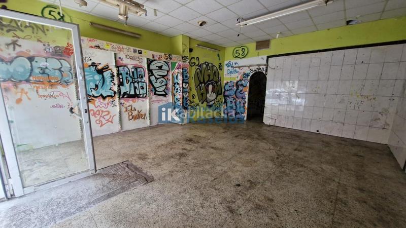 Foto f2a6d9f9-195f-43db-9d8d-7bb7acdad09c. Local comercial a Centro-Ariz-Uribarri Basauri