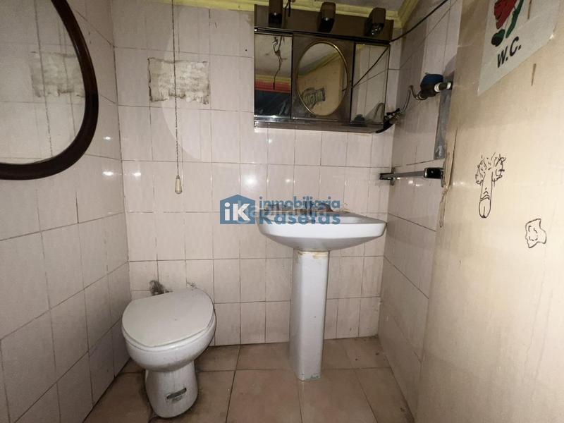 Foto bd0c2f2e-c555-4fa6-af1e-7e9458672a95. Geschäftsraum in Pozokoetxe Basauri