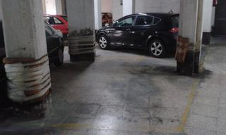 Aparcament cotxe a Urbi