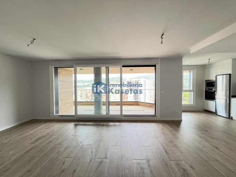 Foto 49b0d9a3-6e28-44f1-b59a-74ef30b099cb. Zweistöckige wohnung mit heizung in Pozokoetxe Basauri