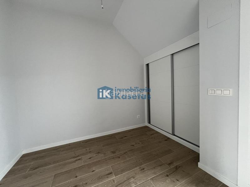 Foto 61e77e2f-18a0-4da0-8812-1ab9d7d67a16. Zweistöckige wohnung mit heizung in Pozokoetxe Basauri