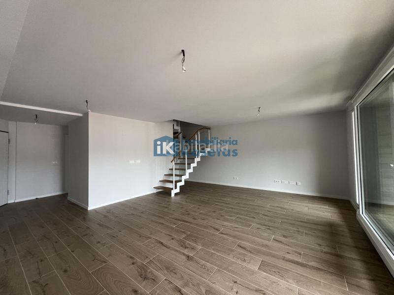 Foto a4262ee3-aa55-48bf-b83b-ffcfac5a878f. Zweistöckige wohnung mit heizung in Pozokoetxe Basauri