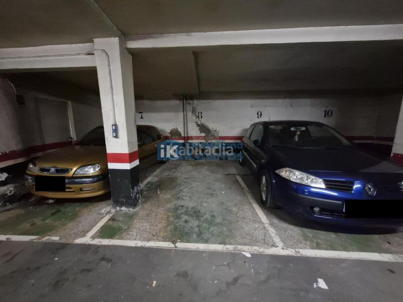 Foto accb2d03-3309-42bf-9953-46f7a5197c20. Alquiler parking coche en Centro-Ariz-Uribarri Basauri