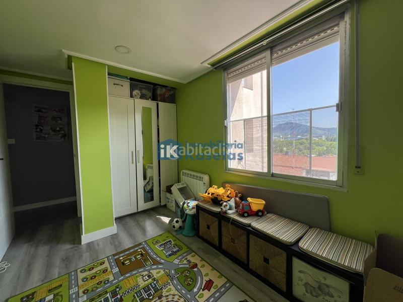 Foto 3a6fd84d-ae5f-4ce6-b17d-90a109491117. Piso en Centro-Ariz-Uribarri Basauri