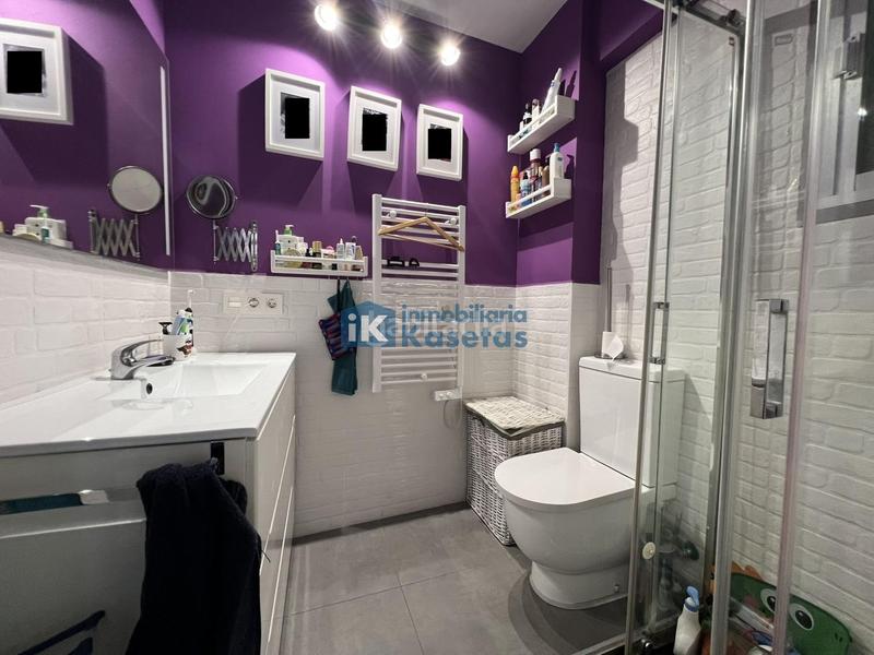 Foto d00133c6-0624-4334-8740-2a677fed2f7f. Piso en Centro-Ariz-Uribarri Basauri