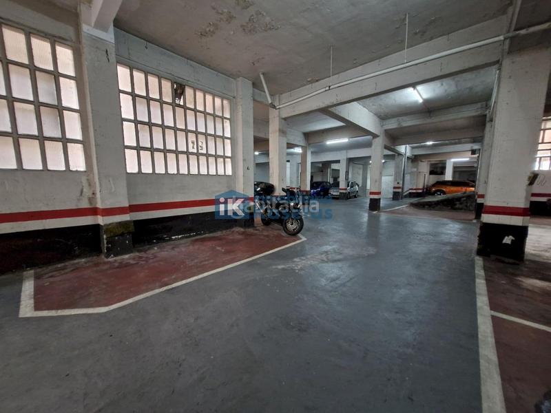 Foto c1e2eef5-4915-40b9-9d7e-4b50eb6e2f55. Posto auto in Centro-Ariz-Uribarri Basauri