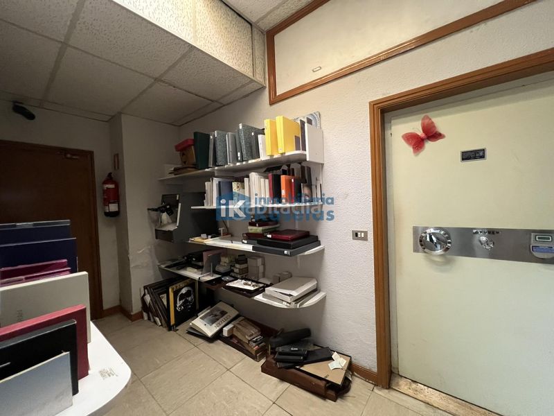 Foto 6f8058ec-b23b-4142-b836-1071a3fc61cd. Local comercial a Centro-Ariz-Uribarri Basauri
