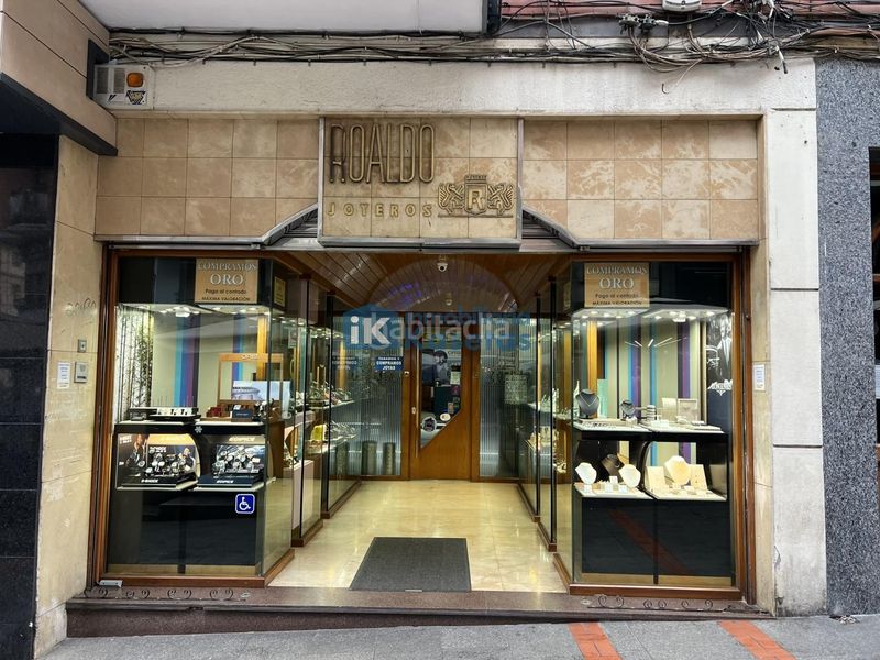 Foto b6449e98-e929-4d16-ae48-c1cc9edbc616. Local comercial a Centro-Ariz-Uribarri Basauri
