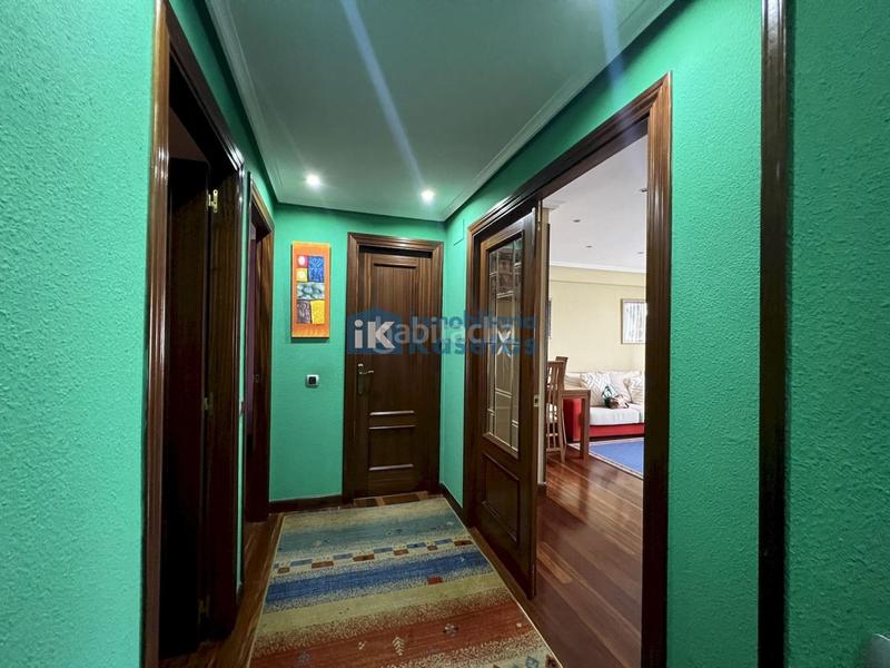 Foto 60b642e0-caf7-4e69-81f2-b0e80d007bf0. Appartement avec chauffage dans Centro-Ariz-Uribarri Basauri