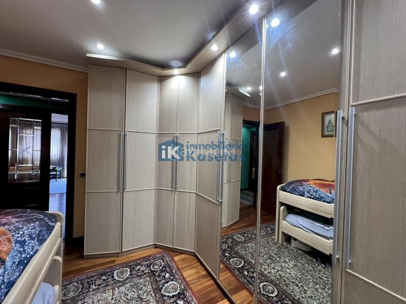 Foto 9b1d0daa-7975-43d2-8fc0-01cbbd2062f0. Appartement avec chauffage dans Centro-Ariz-Uribarri Basauri