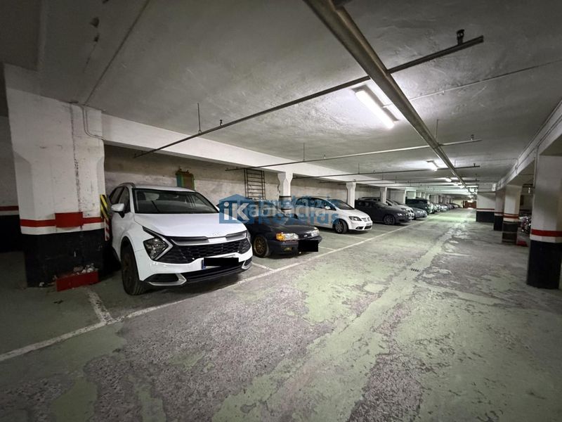 Foto be0ffda2-ff8a-4b75-8ebd-dc32a5e88d3d. Posto auto in San Miguel Basauri