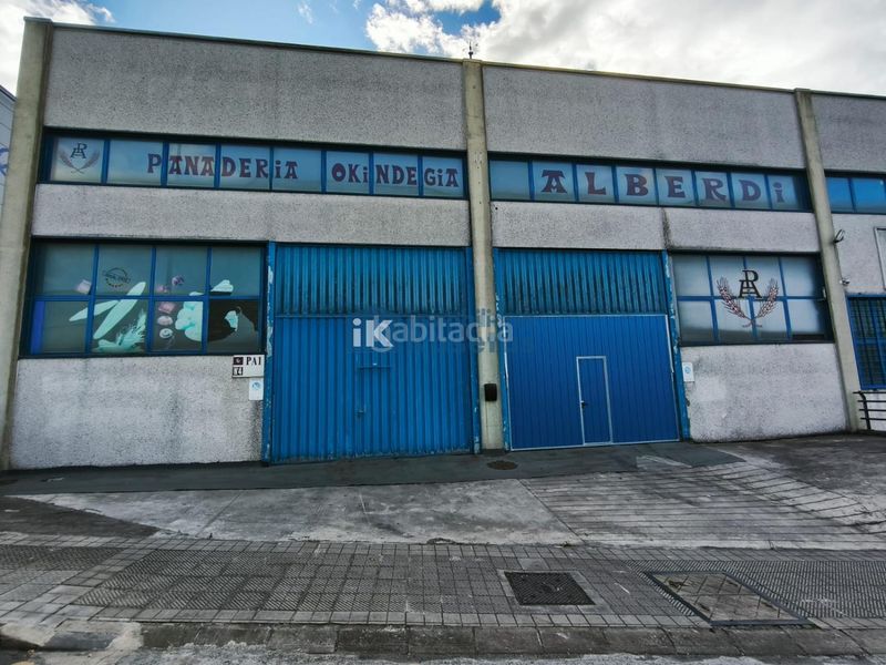 Foto 786eba45-6188-43af-9d76-6b2528aa3bb6. Nave industrial en Urbi Basauri