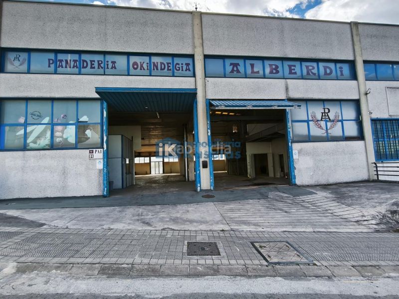 Foto b7e4fb49-1876-4148-823f-de736b4fca11. Nave industrial en Urbi Basauri