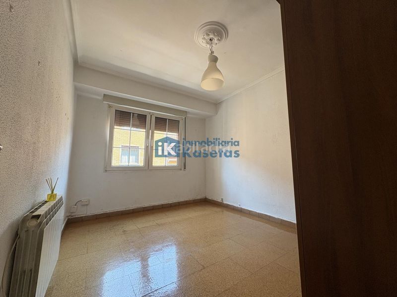 Foto f7f9a5ac-fe98-4347-b0b8-34e01405584b. Pis amb calefacció a Centro-Ariz-Uribarri Basauri