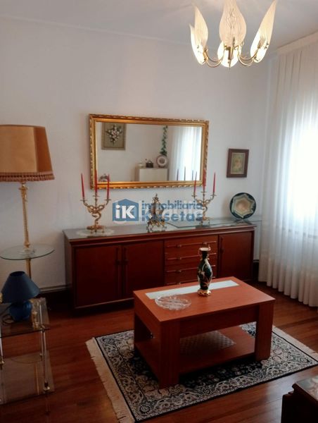 Foto d1bd709f-d14a-4339-8b0c-6ff1ec23b259. Piso en Centro-Ariz-Uribarri Basauri