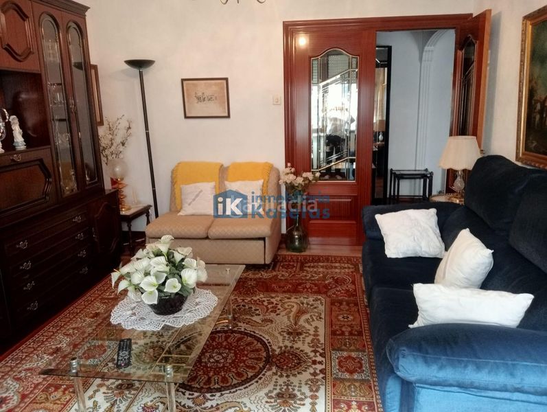 Foto eb1110d6-ced9-4963-9f1e-2b218b72d893. Piso en Centro-Ariz-Uribarri Basauri