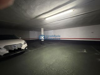 Aparcament cotxe a Centro-Ariz-Uribarri
