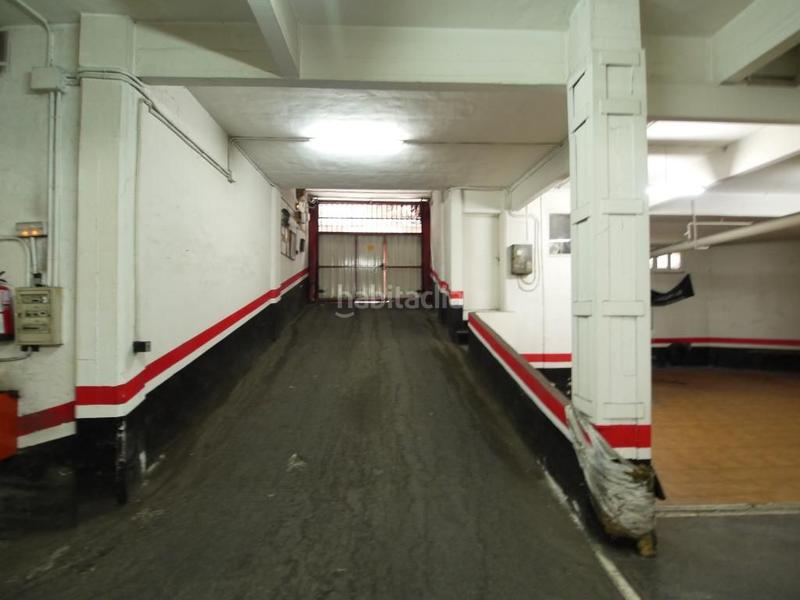 Foto 1e896774-ad70-4a41-984b-84c3c96a2e9c. Autoparkplatz in Centro-Ariz-Uribarri Basauri