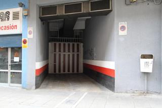 Parking coche en Centro-Ariz-Uribarri